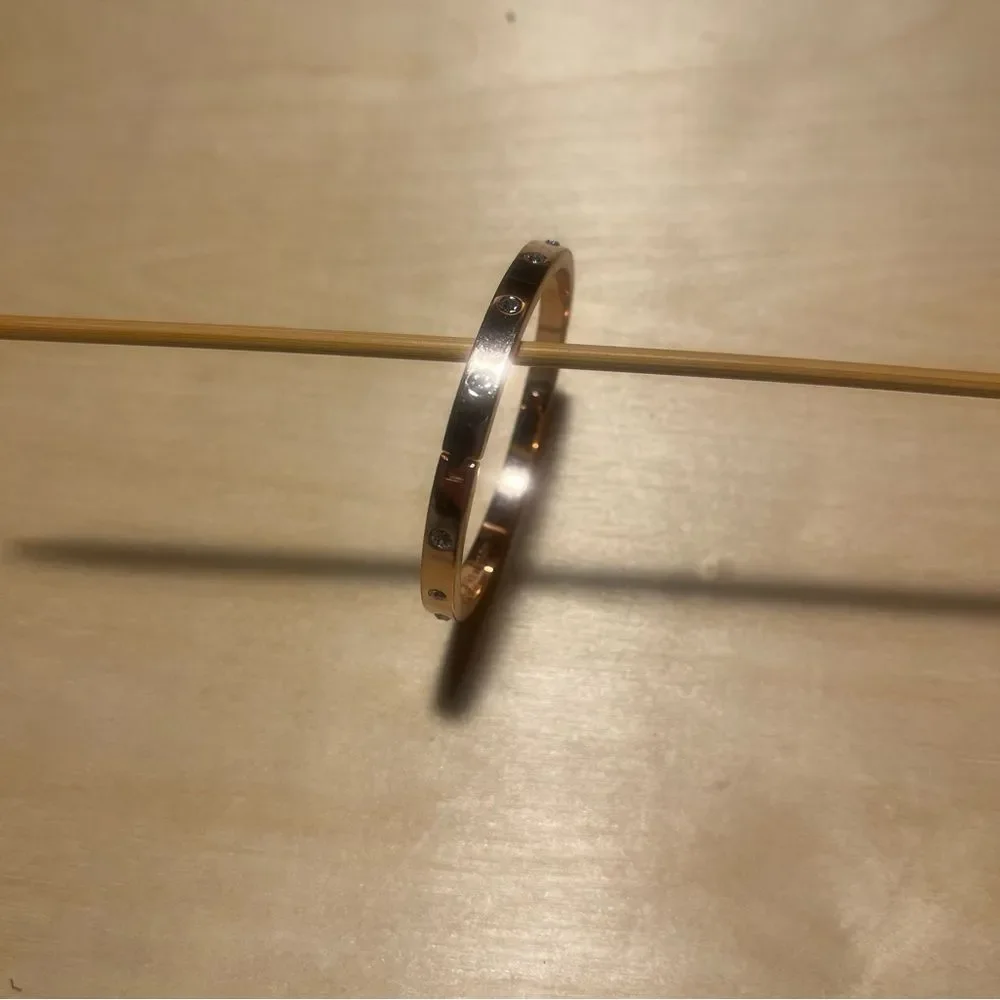 Kate Spade Rose Gold Watch with matching Bangle needs batteries/service